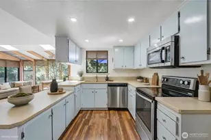 2357 Mountain View Rd E, Port Orchard, WA 98366 - Photo 17