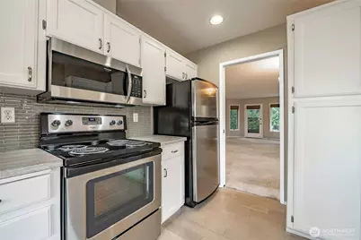 4143 Village Drive #B, Bellingham, WA 98226 - Photo 11