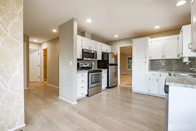 4143 Village Drive #B, Bellingham, WA 98226 - Photo 7