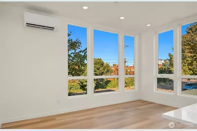 8316 Mary Avenue NW #B, Seattle, WA 98117 - Photo 15