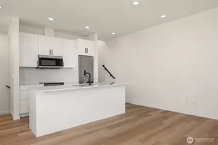 8316 Mary Ave NW, Seattle, WA 98117 - Photo 5