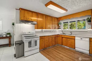 11902 21st Ave SW, Burien, WA 98146 - Photo 19