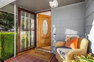 11902 21st Ave SW, Burien, WA 98146 - Photo 7