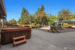 11902 21st Ave SW, Burien, WA 98146 - Photo 5