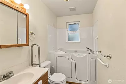 5921 Cedar Court, Hansville, WA 98340 - Photo 21