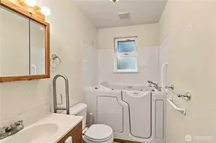 5921 Cedar Ct, Hansville, WA 98340 - Photo 21