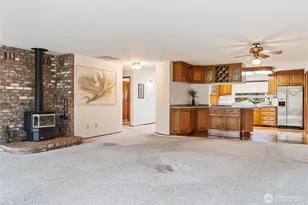 281 E St Andrews Dr, Shelton, WA 98584 - Photo 9