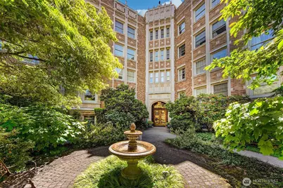 5810 Cowen Place NE #310, Seattle, WA 98105 - Photo 1