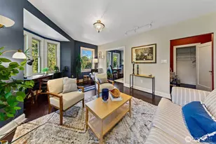 5810 Cowen Pl NE, Seattle, WA 98105 - Photo 7