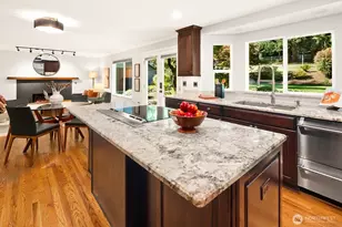 13605 NE 48th Pl, Bellevue, WA 98005 - Photo 13