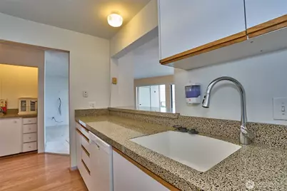 1301 Harbor Ave SW #308, Seattle, WA 98116 - Photo 13