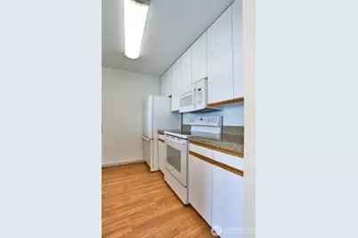 1301 Harbor Ave SW #308, Seattle, WA 98116 - Photo 5