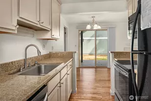 105 S 340th St, Federal Way, WA 98003 - Photo 7