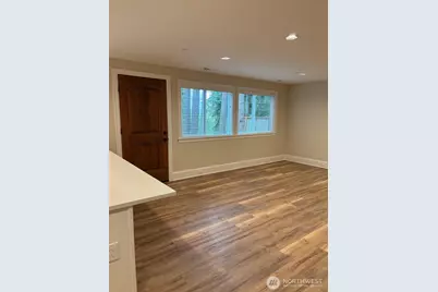 7420 SE 27th #A, Mercer Island, WA 98040 - Photo 3