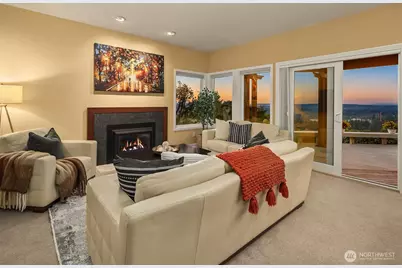 14100 SE 44th Street, Bellevue, WA 98006 - Photo 23