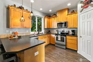 929 Edinburgh Ct, Kelso, WA 98626 - Photo 11