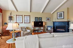 610 Wheeler St, Seattle, WA 98109 - Photo 3