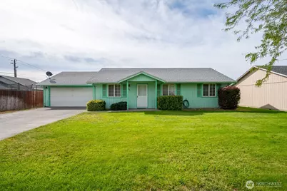 1204 E Hayden Drive, Moses Lake, WA 98837 - Photo 1