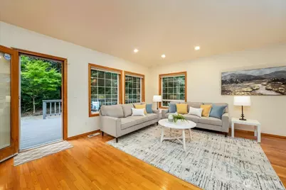 4901 Fowler Avenue, Everett, WA 98203 - Photo 3