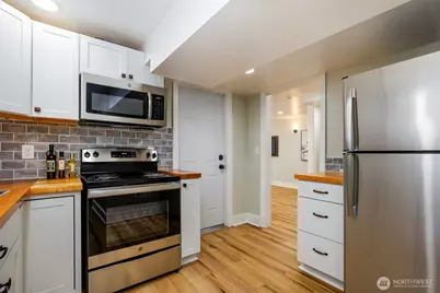 1011 NE 103rd Street, Seattle, WA 98125 - Photo 23