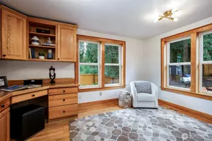 1011 NE 103rd St, Seattle, WA 98125 - Photo 15