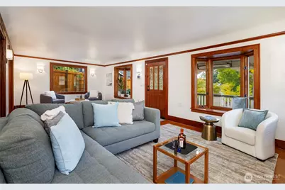1011 NE 103rd Street, Seattle, WA 98125 - Photo 5