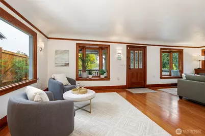 1011 NE 103rd Street, Seattle, WA 98125 - Photo 7