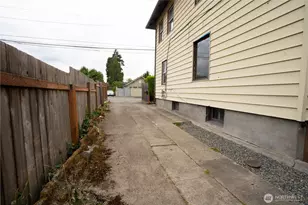 4210 S Holly St, Seattle, WA 98118 - Photo 27