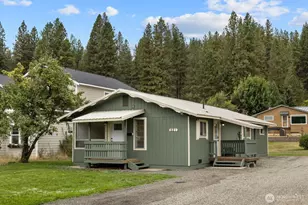 821 E 4th St, Cle Elum, WA 98922 - Photo 1