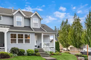 3701 NE 6th St, Renton, WA 98056 - Photo 1