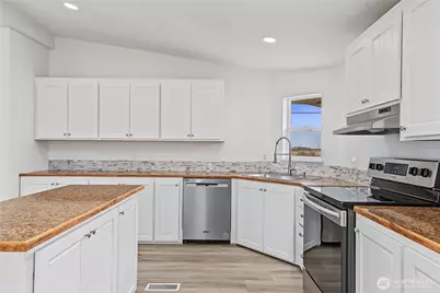 10124 NE Rd 16 NE, Moses Lake, WA 98837 - Photo 11