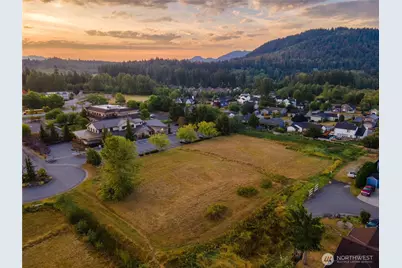 2010 Little Mountain Lane, Mount Vernon, WA 98274 - Photo 1