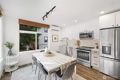 5057 37th Avenue S #B, Seattle, WA 98118 - Photo 7
