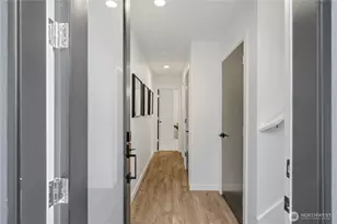 5057 37th Ave S, Seattle, WA 98118 - Photo 3