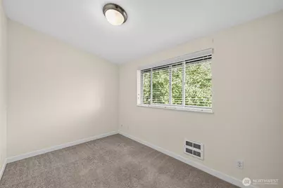 3014 NE 140th Street #B, Seattle, WA 98125 - Photo 23