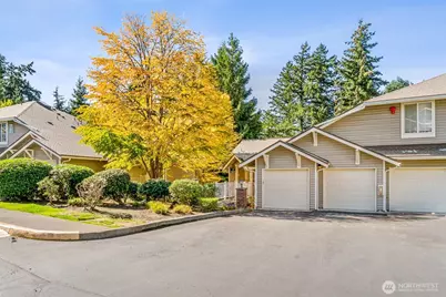 18555 NE 57th Street #18555, Redmond, WA 98052 - Photo 33