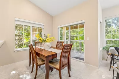 18555 NE 57th Street #18555, Redmond, WA 98052 - Photo 15