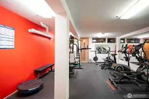 530 Melrose Ave E, Seattle, WA 98102 - Photo 25