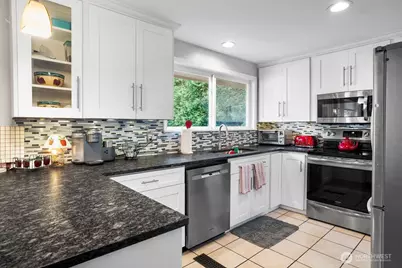17629 72nd Avenue W, Edmonds, WA 98026 - Photo 5