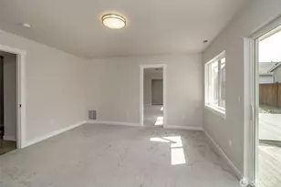 7804 207th St E, Spanaway, WA 98387 - Photo 23