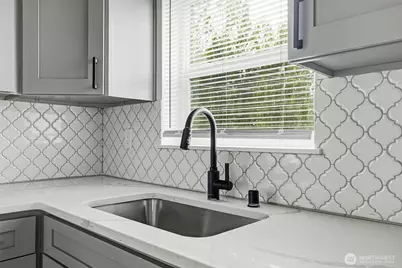 1750 S Anderson Street #2, Tacoma, WA 98405 - Photo 7