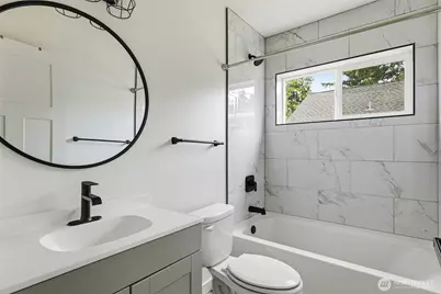 1750 S Anderson Street #2, Tacoma, WA 98405 - Photo 9