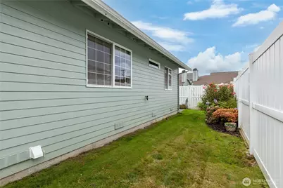 1811 F Street SE #14, Auburn, WA 98002 - Photo 21