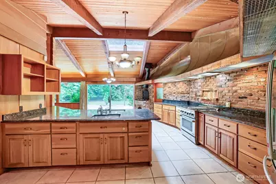 23313 Wachusett Road, Woodway, WA 98020 - Photo 9