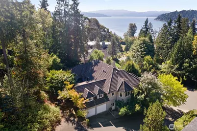 19627 NE 33rd Place, Sammamish, WA 98074 - Photo 3
