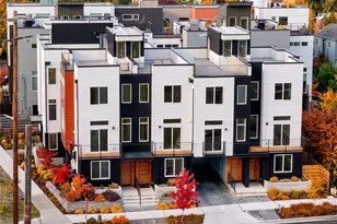 4302 S Holden St, Seattle, WA 98118 - Photo 3