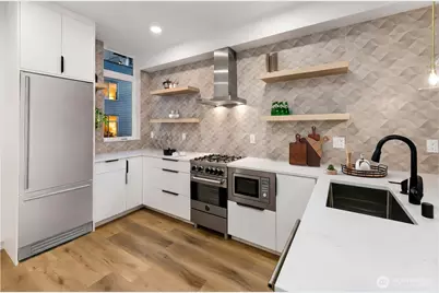 4302 S Holden Street, Seattle, WA 98118 - Photo 9