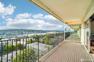 505 Belmont Ave E, Seattle, WA 98102 - Photo 17