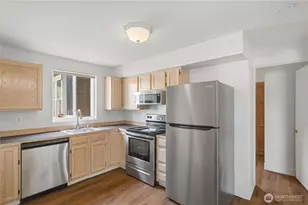 1 Dravus St, Seattle, WA 98109 - Photo 13