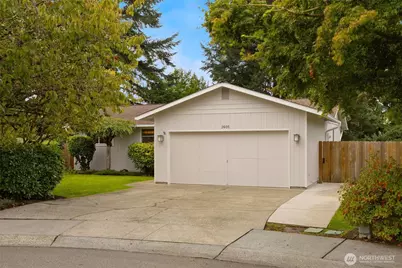 2605 Camas Avenue NE, Renton, WA 98056 - Photo 1